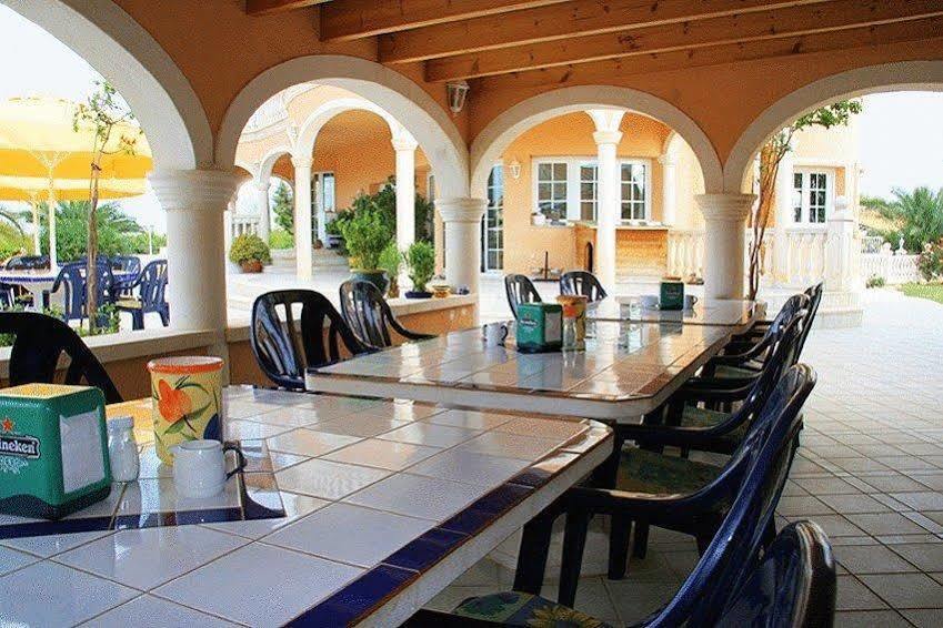 Pension Los Caballos Els Poblets Luaran gambar